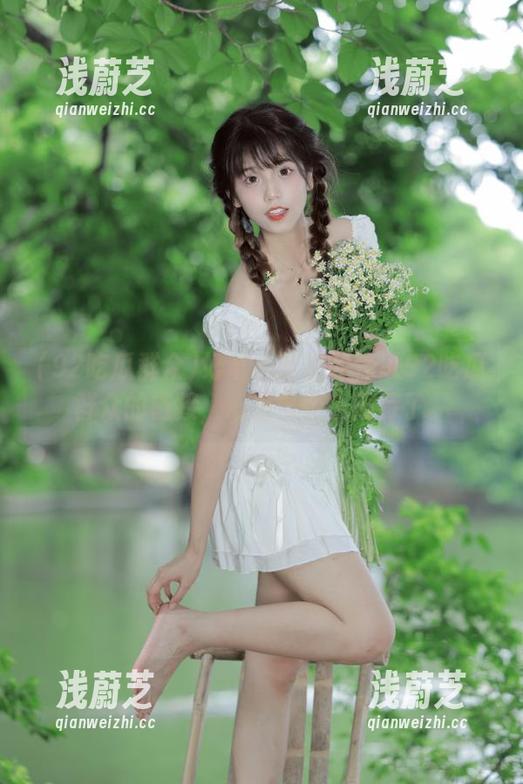 好奇心驱使我点进92吃瓜群众的链接，心里已经小期待了。