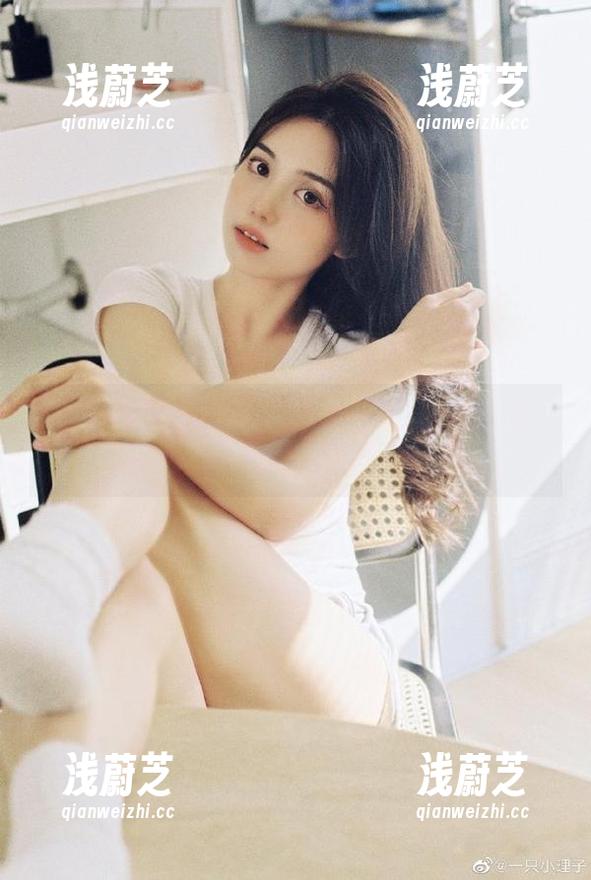 五一吃瓜 刷到五一吃瓜网页,上面是娜娜的奇葩采访!