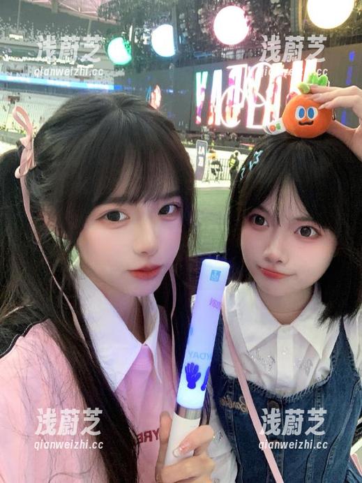 今日头条黑料网 51今日头条黑料网:线索满天飞,传送门一键连接,带你一路吃瓜到老!