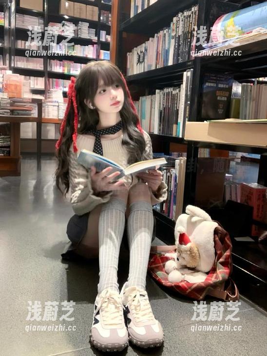 吃瓜网 吃瓜网在线,下载八卦,随时随地品味真假。