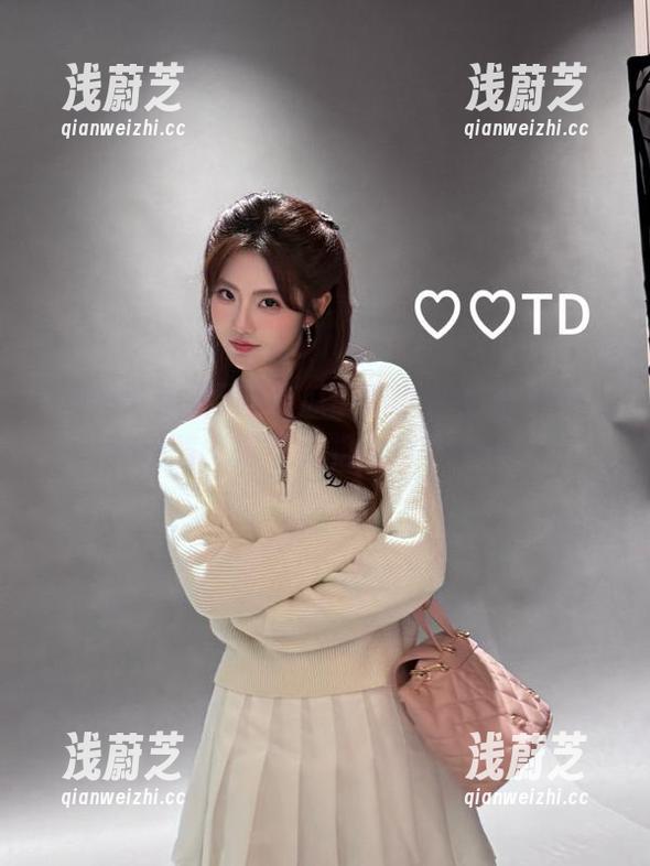 网曝吃瓜：我默默盯着这条八卦线路，真不敢相信我的眼睛。