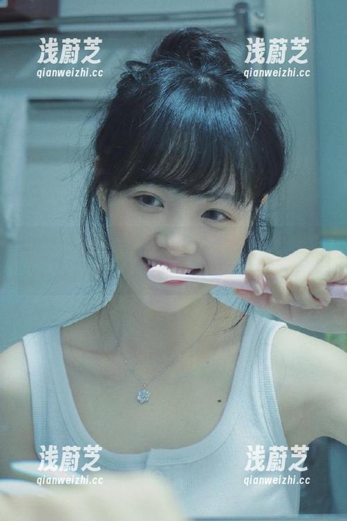 跨越时空的传送门，带你直达黑料不打烊的“锅”之奇妙！