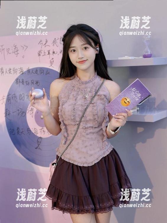 观看我家的狗子与快递员的战斗，黑料不打烊166.su，求评委打九分！