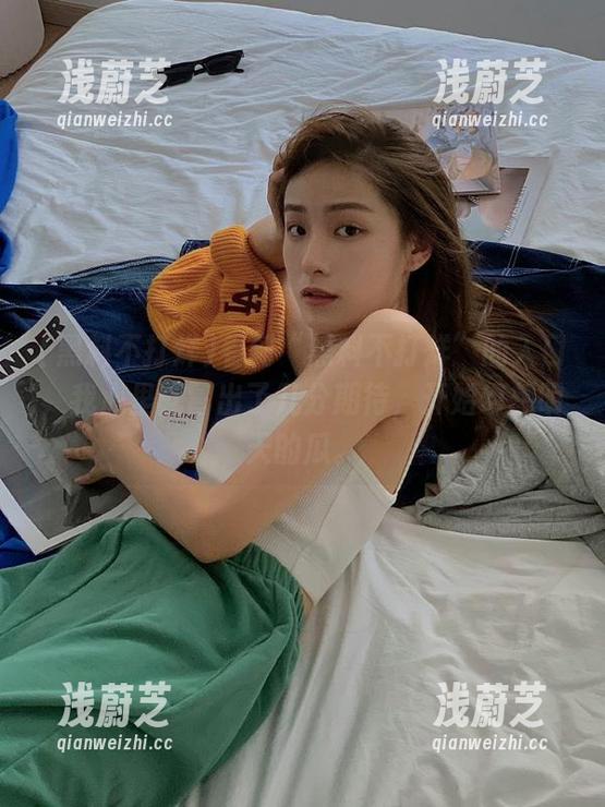 看到“黑料不打烊”的入口，我心里就冒出了几分期待，开始幻想明天的瓜。