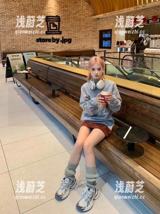 “黑料网在线”：你看，黑线也在线等着我们去探险，这一趟绝对不无聊。