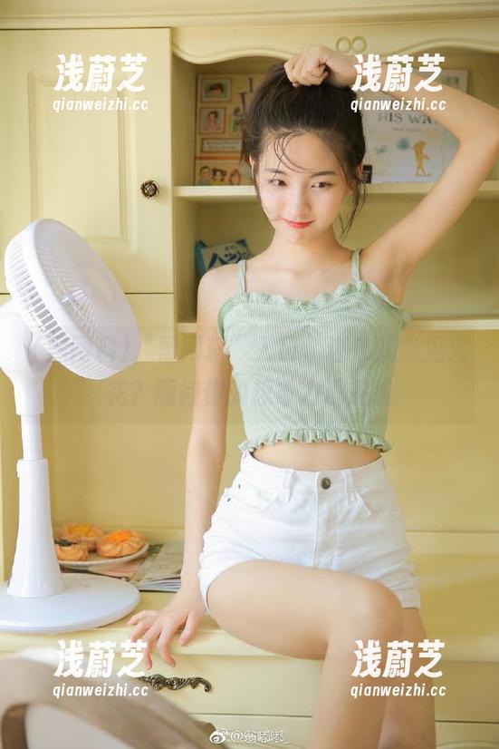 黑网料 “黑网料”入口,进来就能见火花?期待你的想象力没底线